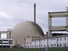 Das hessische Atomkraftwerk Biblis von außen